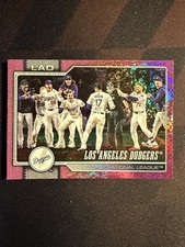 LOS ANGELES DODGERS PINK HOLO FOIL SP 2026 TOPPS SERIES 1 #256 TEAM CARD Ohtani