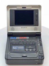 Sony PAL Digital8 Walkman VCR Recorder - Video Transfer GV-D800E