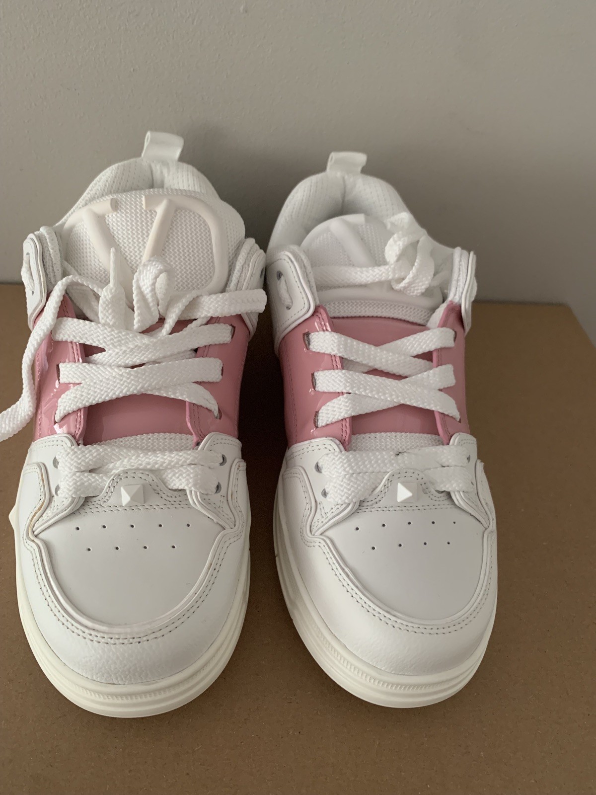 Valentino Garavani White & Pink Open Skate Sneakers Size 39 UK 6 RRP £630 BNIB