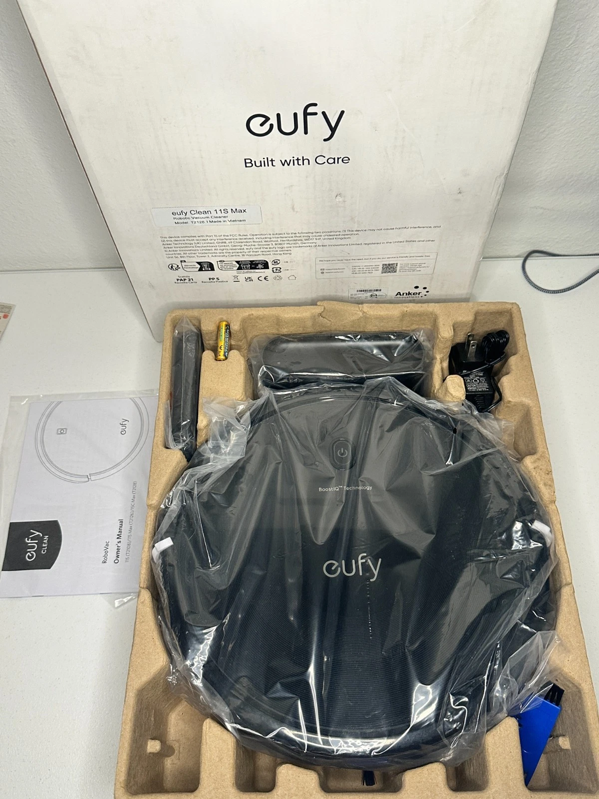eufy 11S MAX RoboVac Robotic Vacuum Cleaner Black NEW Open Box