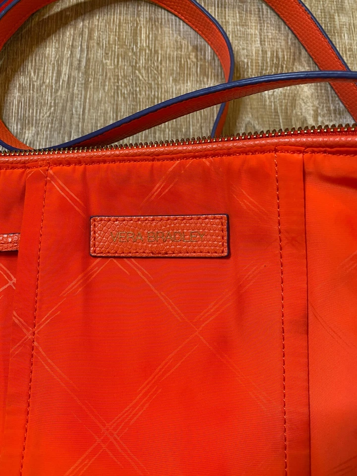 Опрятный поли твердого через плечо наплечная сумка оранжевый синий VERA BRADLEY EUC - Изображение 2 из 4