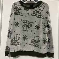 Women s Star Wars Baby Yoda Pull Over Size M Very Soft