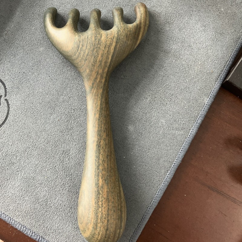 2026 new natural wood massager for head