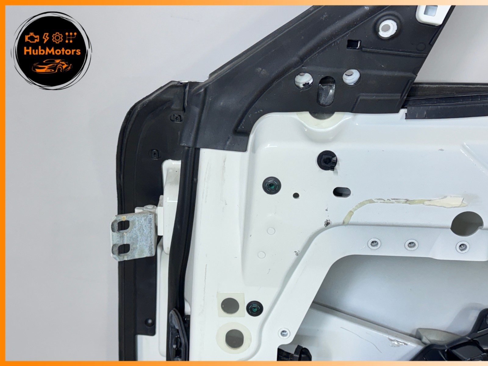 17-24 Maserati Levante S M161 Front Right Passenger Side Door Shell White OEM