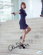 Amanda Seyfried "In Time" AUTOGRAPH Signed 'Sylvia Weis' 8x10 Photo ACOA Amanda Seyfried "In Time" AUTOGRAPH Signed 'Sylvia Weis' 8x10 Photo ACOA