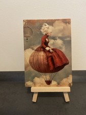 Postkarte Motivkarte, alte Frau in rotem Klei...