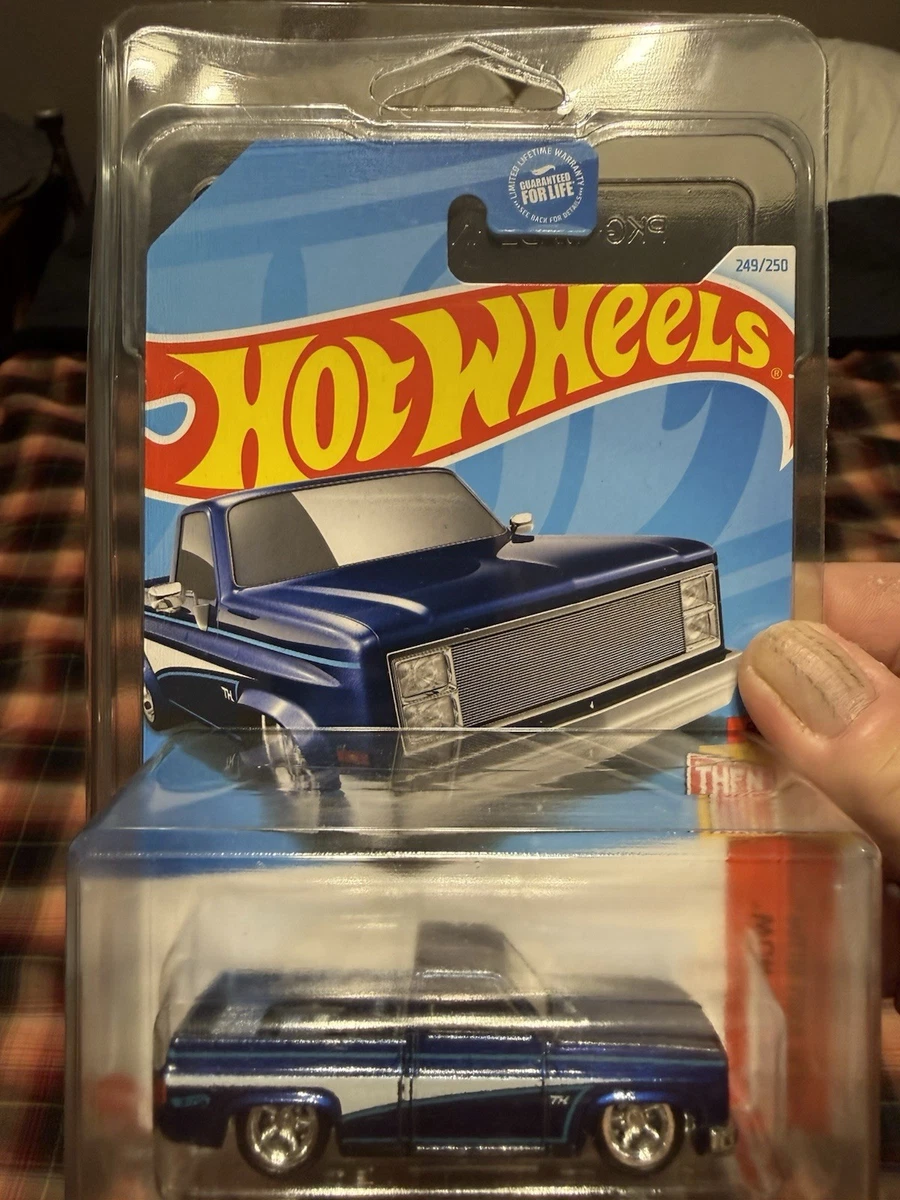 Hot Wheels Treasure Hunt Super Chevrolet Contemporary Manufacture