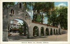 Riverside California Glenwood Mission Inn front gate ~ vintage postcard