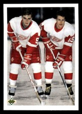 1990-91 Upper Deck #521a Young Guns Checklist (Sergei Fedorov / Johan Garpenlov)