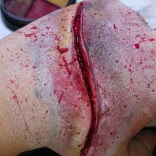 Slit cut slash stab wound! #1 Deep detailed latex fake scar UK costume Halloween
