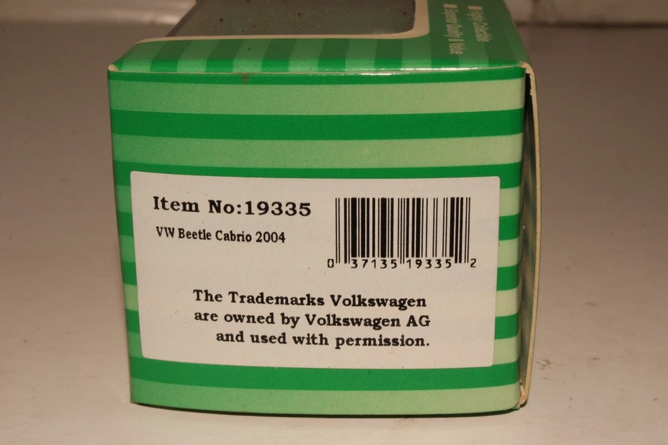 MODEL POWER HO SCALE 2004 VOLKSWAGEN BEETLE CONVERTIBLE, GREEN, 1:87, NIB - Image 4 of 4