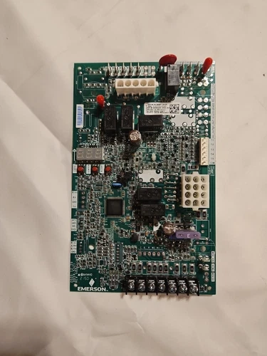 Goodman Amana Daikin OEM Furnace Control Circuit Board PCBBF164S - Used