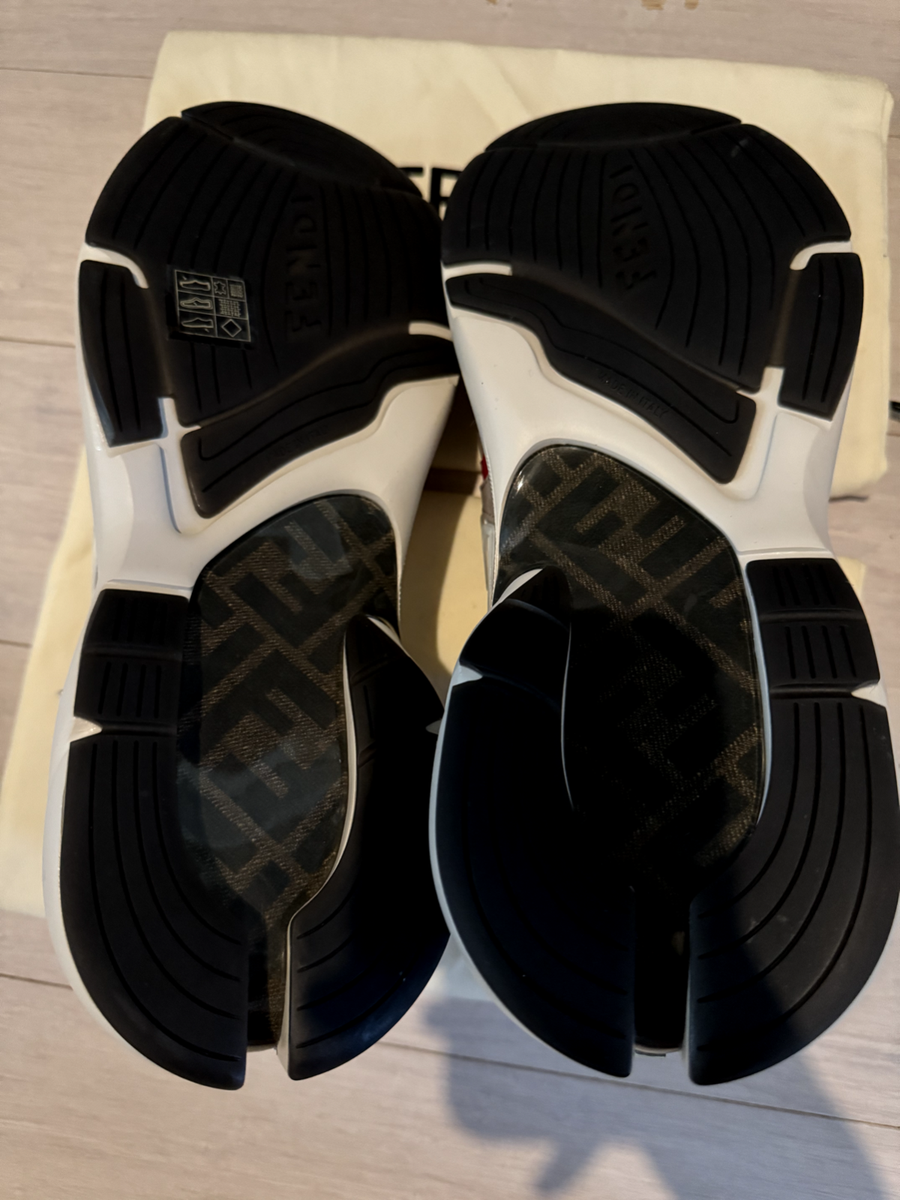 Fendi ◆ Faster Running Sneakers 関税/送料込 Fendi ◇ Faster Running Sneakers 関税/送料込 (FENDI