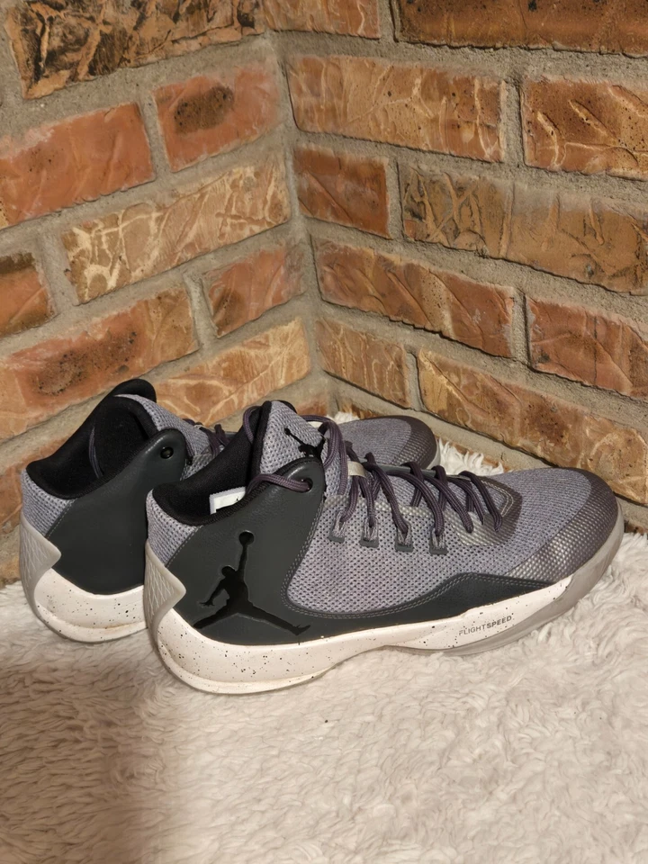 Nike Jordan Rising High 2 волчий серый/черный мужские размер 11 Air Jordan скорость полета - Изображение 4 из 4