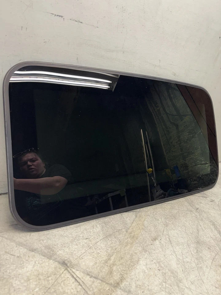 07-13 Infiniti G35 G37 G25 Q40 седан SUNROOF крыша панель стекла OEM G834 - Изображение 2 из 3