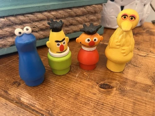 Vintage Lot 4 Fisher Price Little People Sesame Street Earnie Cookie Monster