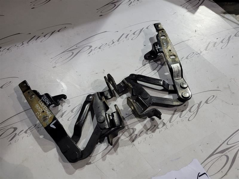 Maserati Quattroporte 03-08 Hood Hinge Left and Right M139 OEM 04 05 06 07 2008 