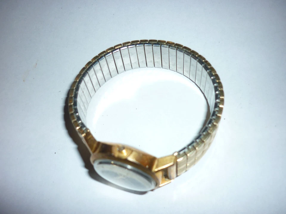 Винтажные электрические наручные часы TIMEX Brown Face Champion 1/20 10k GF эластичный ремешок - Изображение 3 из 4