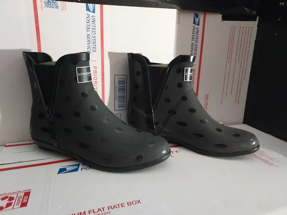 Botas de lluvia London Fog Piccadilly, para mujer talla 9 M, puntos negros brillantes - #trl8 Foto 2 de 4