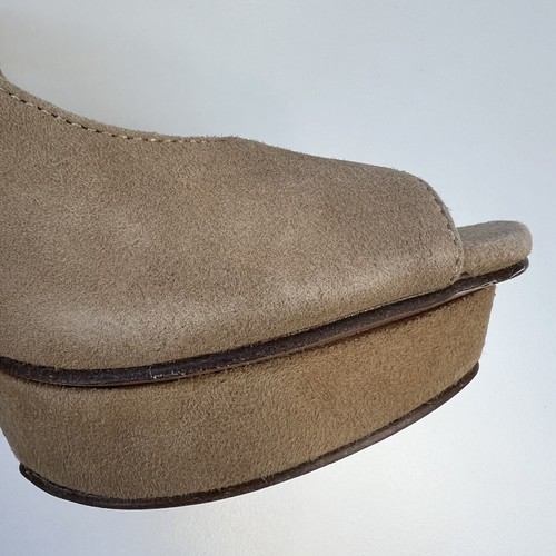 Sandalia de plataforma Pelle Moda PACEY Peep Toe gamuza con leche talla 6,5 nueva en caja $195 - Imagen 14 de 24