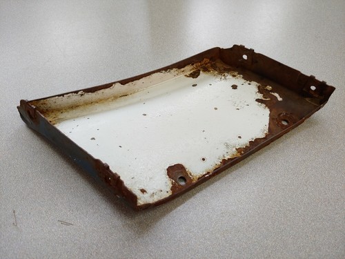 USED ORIGINAL PORSCHE 911 912E CARRERA RIGHT FRONT FENDER EXTENSION #27 - Picture 5 of 5