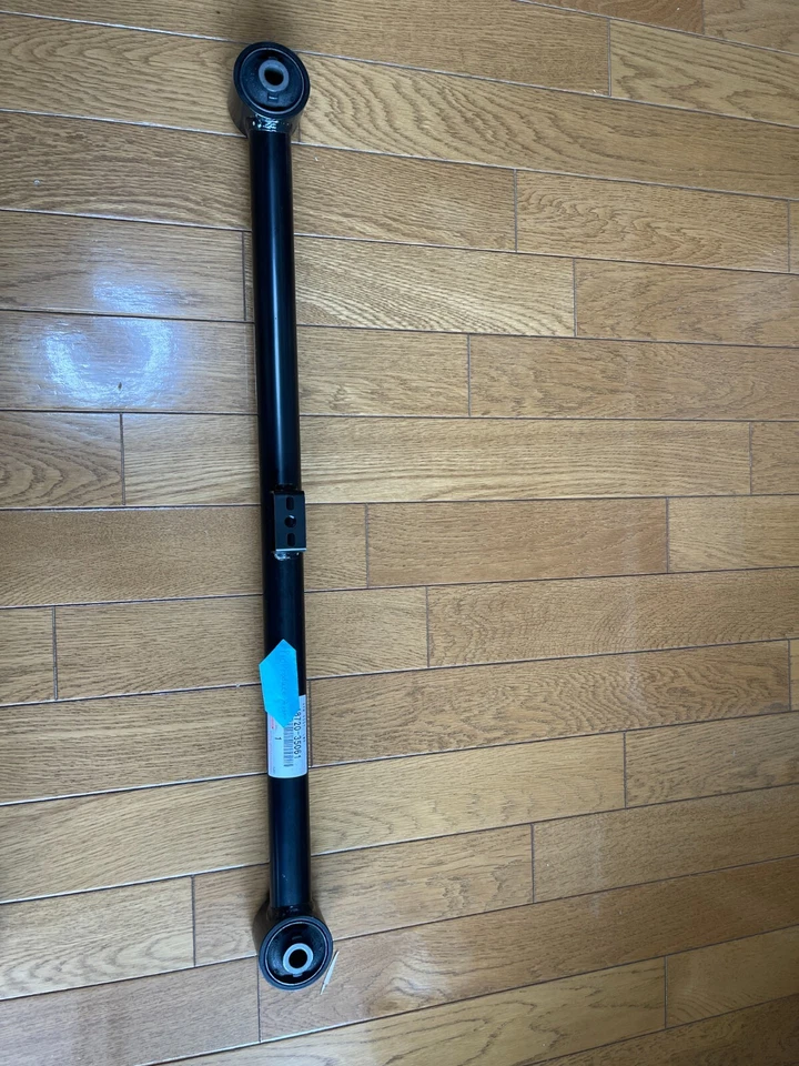 Genuine TOYOTA Control Arm Rear Lower LEXUS 4Runner GX470 48720-35061 NEW — 第 2/4 张图片