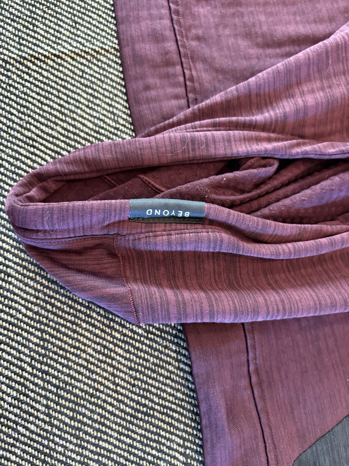 VETEMENTS Beyond Clothing Felpa con Cappuccio Uomo Media Lunga Rosso Griglia Pile Tech Face K022120REL