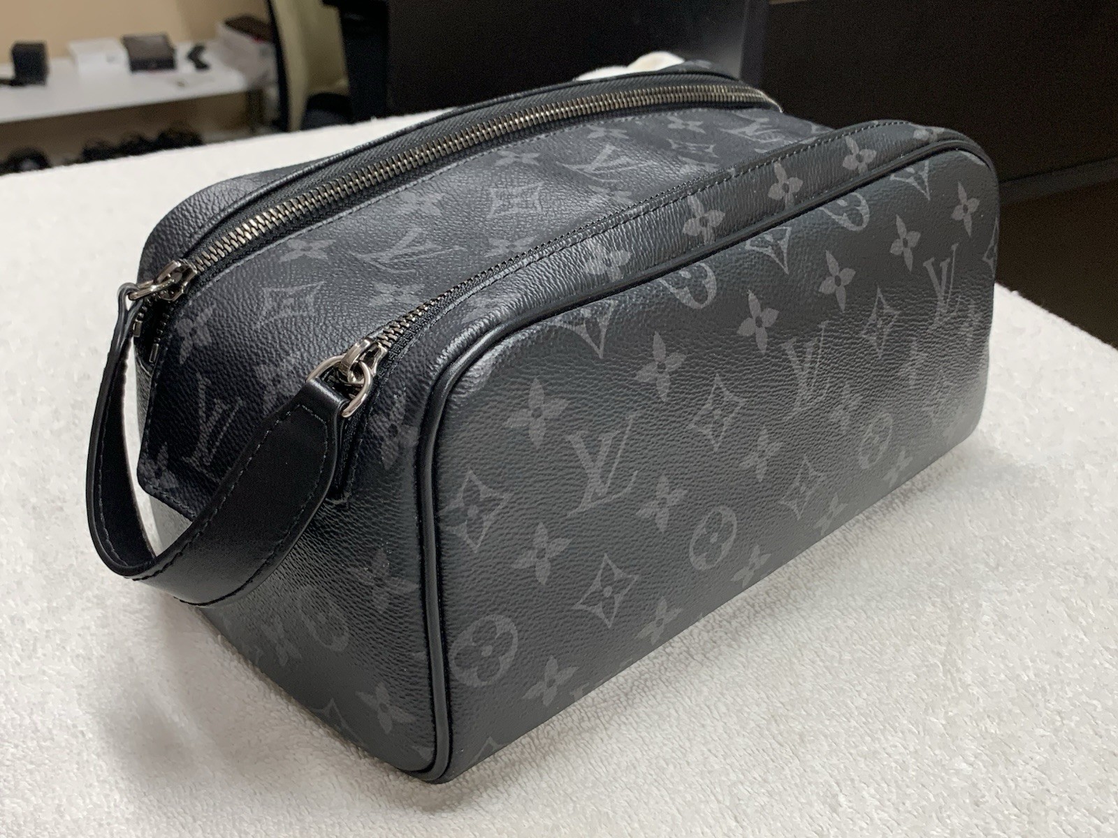 Louis Vuitton Dopp Kit Monogram Eclipse Toilet Po… - image 22