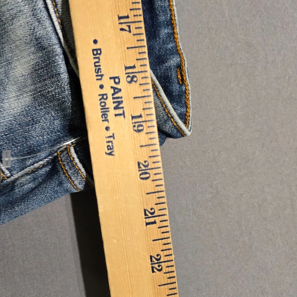 Cult of Individuality Rocker Slim Mens Jeans 40x33 fit 38x31 Distressed paint - Image 3 of 4