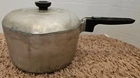 Wagner Ware Sydney O Magnalite 4 QT Sauce Pot 4684-P with Lid Double Spouts VTG