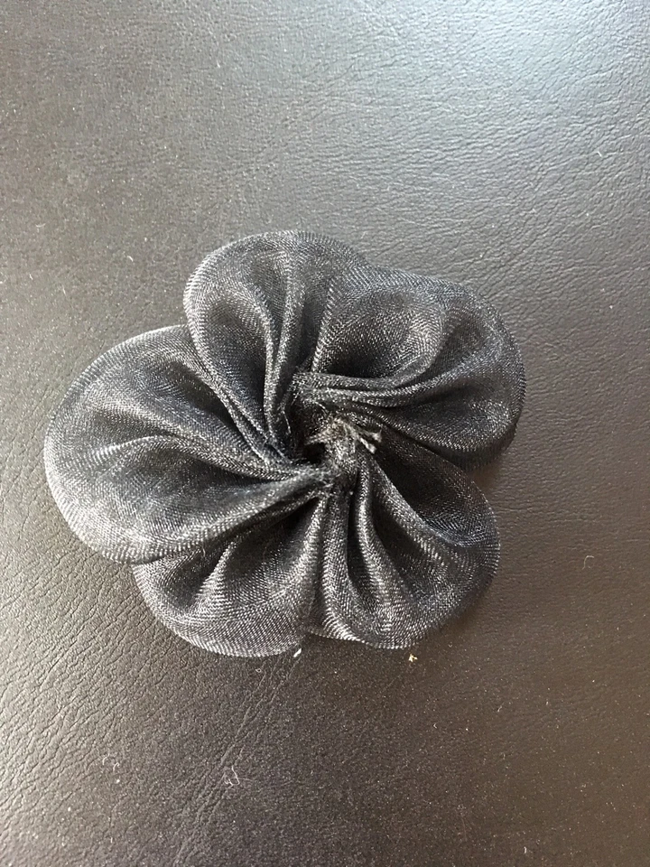 LOTE DE 5 Organza Rosa Arco Negro Artesanal Coser Tela Flor Arco Rosa Brote Cinta 2" Foto 4 de 4