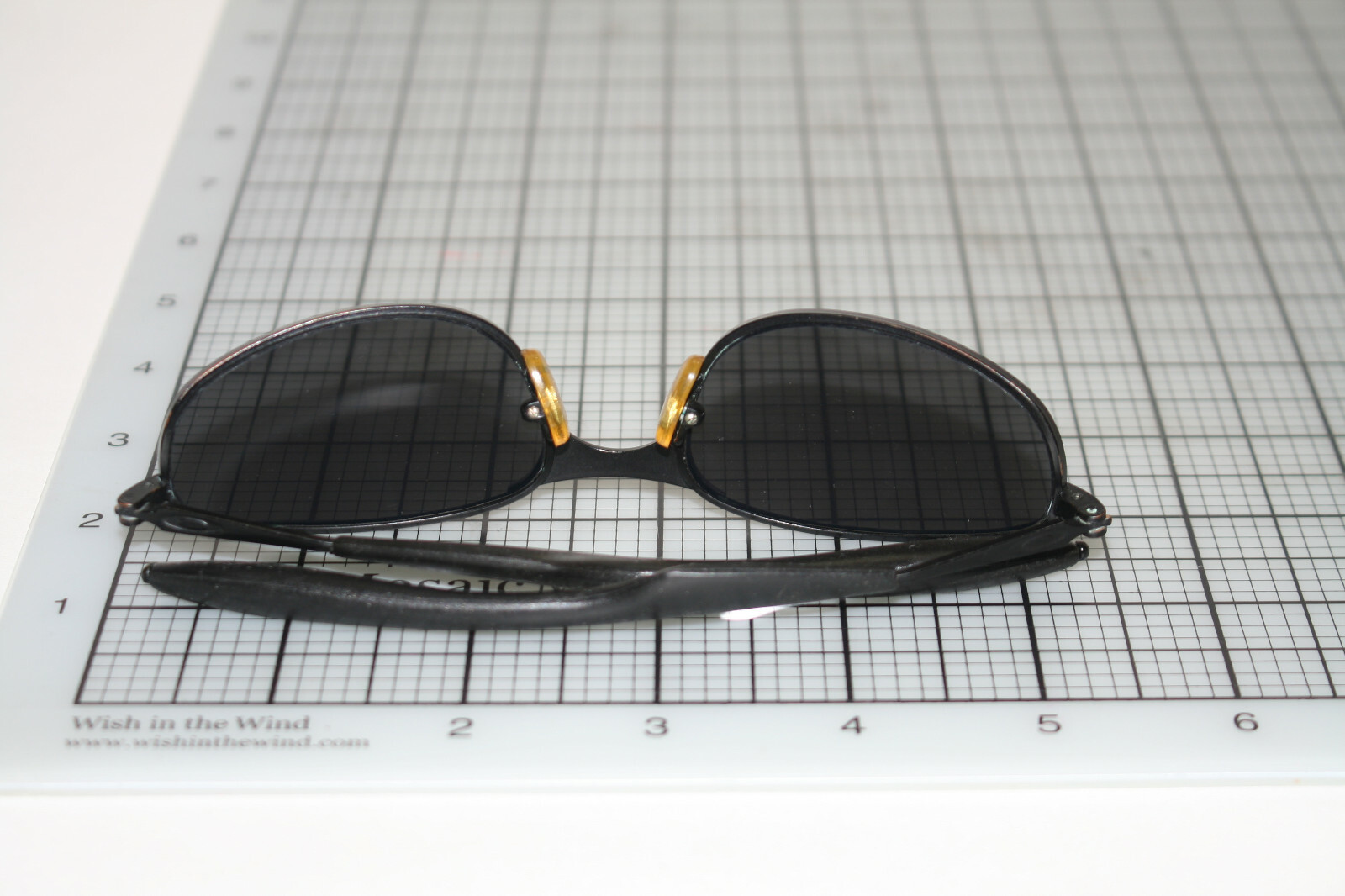 VINTAGE OAKLEY THIN / WIRE BLACK FRAME OVAL SUNGL… - image 5