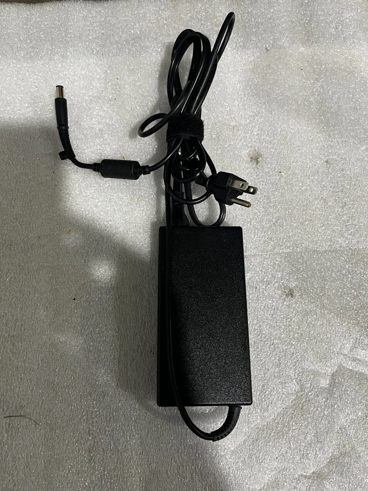 Genuine HP 19.5V 6.15A 120W Laptop Charger AC Adapter Power Supply w/ Power - Image 4 of 4