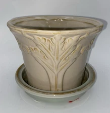 Vtg Ivory & Gold Trim Embossed Planter & Saucer, NAPCO?, 4.5x5.5”, No Drain