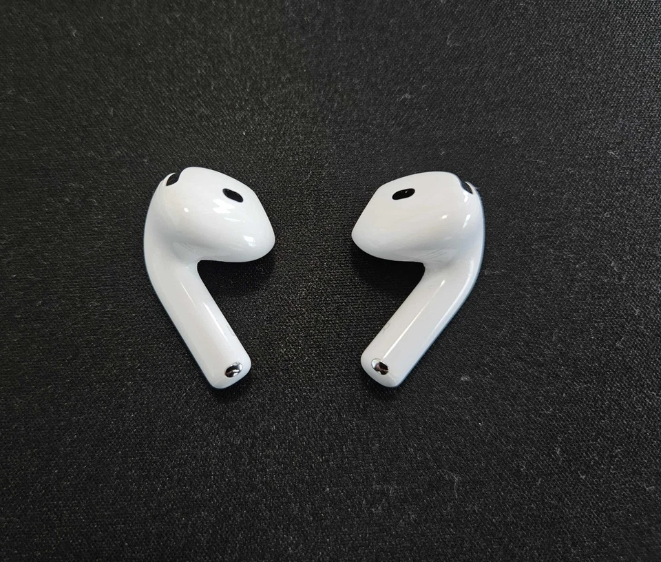 Apple AirPods 4 (ANC) Generation with MagSafe Wireless Charging Case (USB‑C) - Image 3 of 4