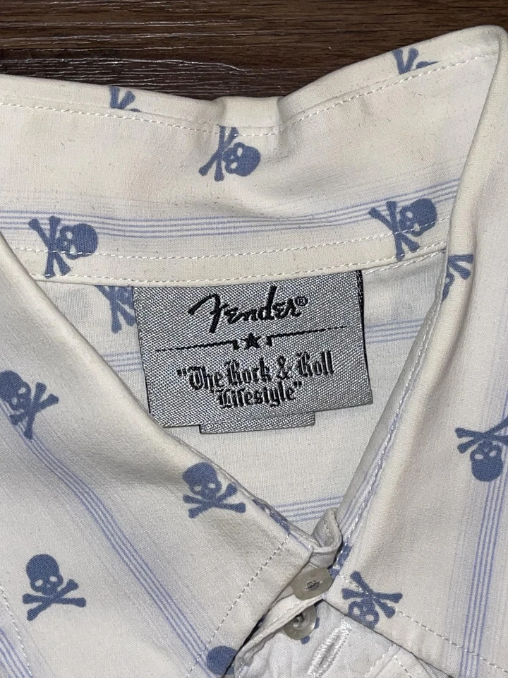 Fender Shirt Mens XL White Blue Skull Crossbones Button Down FMW821 Graphic - Image 2 of 4