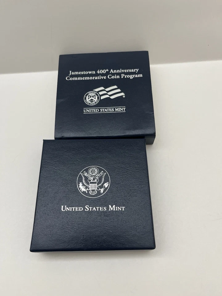 2007 Jamestown 400th Anniversary Commemorative Coin Program Box - NO COINS - Image 4 of 4