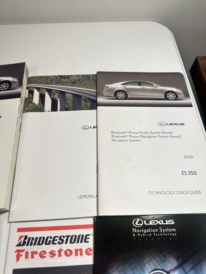 2008 Lexus ES 350 Owner's Manual Set OEM - Image 3 of 4