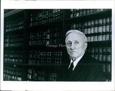 1976 Justice William O Douglas Standing In Front Bookcases Politics 8X10 Photo