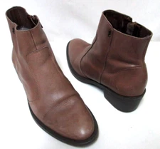 Santa Lolla brown Leather ankle zip boots booties top stitched Women Size Sz 7