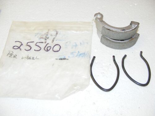 Trac Moped 25560 Brake Shoes NOS (to8)