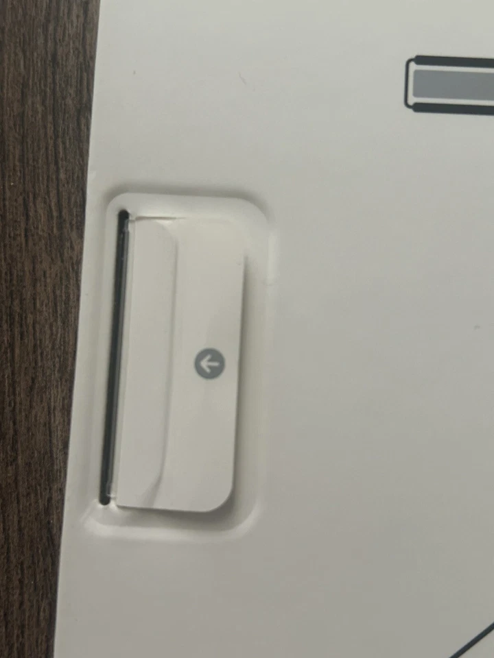 Apple Smart Folio Case for iPad Pro 3rd Generation 12.9" WHITE Brand NEW - Image 3 of 4