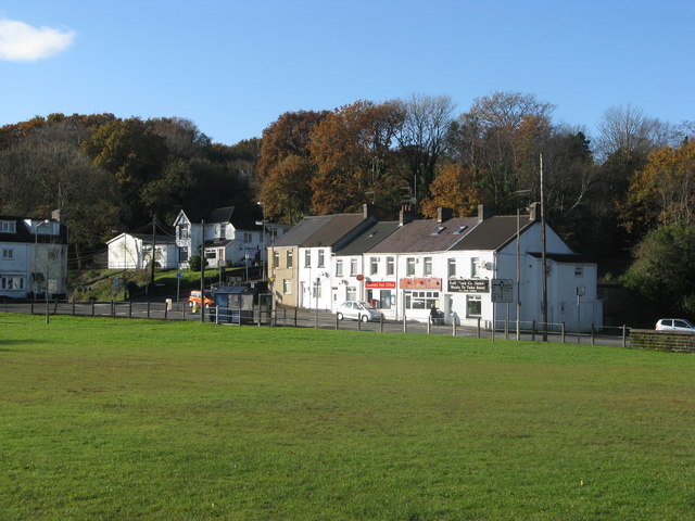 FILA Photo 6x4 Dunvant Square Facing the Green is the short row of Dunvant c2008