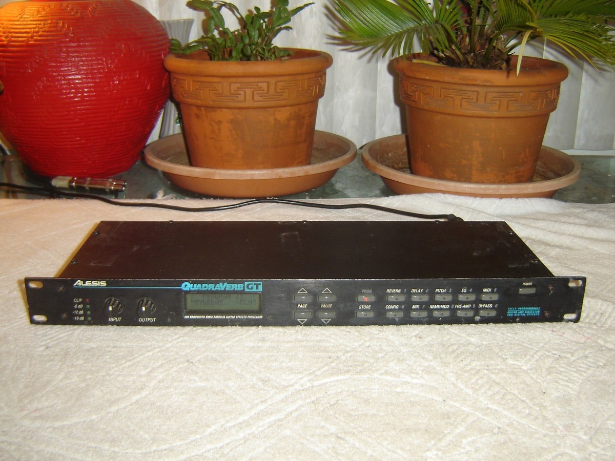 Alesis Quadraverb GT, Guitar Effects Processor, Preamp Alesis Quadraverb GT, Guitar Effects Processor, Preamp