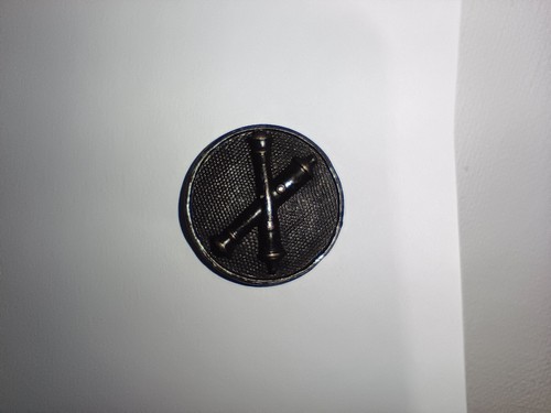 WW1 Artillery Corps Collar Disk - US Army AEF - Screw Back - Picture 3 of 9