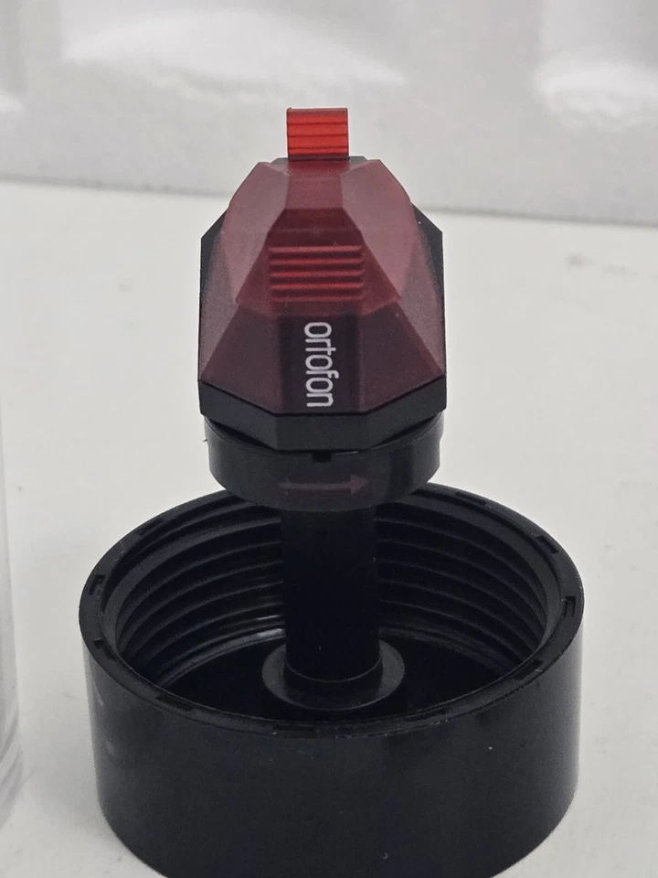 Ortofon 2M Red MM Cartridge & Stylus Pressure Gauge - Image 4 of 4