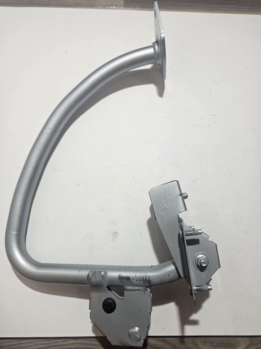 Maserati Ghibli 2014 Engine compartment lid hinge Photo - $75