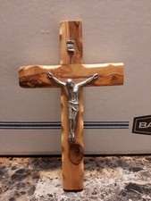 OLIVE WOOD CRAFTED CROSS  MADE IN JERUSALEM   7 3/4" X 4 3/4"