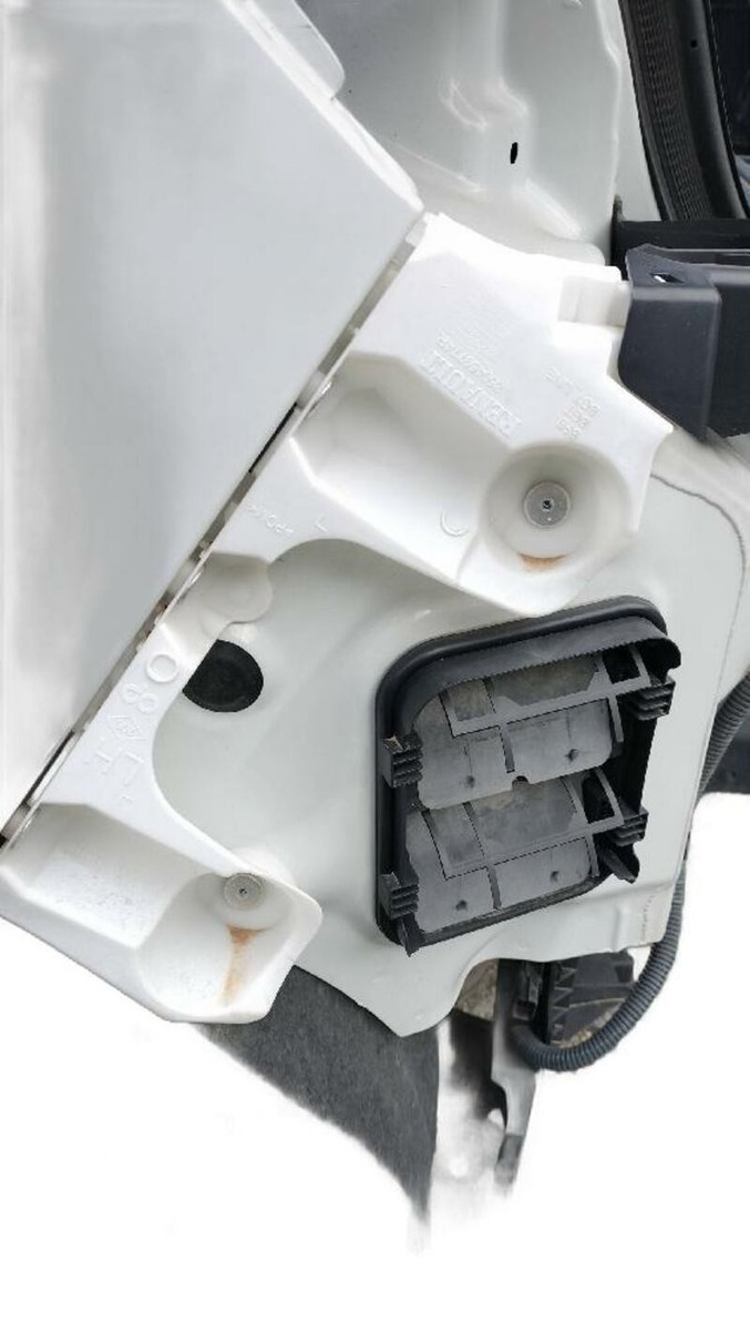 850459774R left rear bumper bracket 354845 RENAULT MEGANE IV
