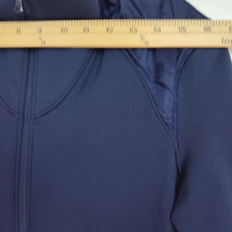 Pacote X3 Jaquetas Under Armour Femininas com Zíper Completo M Azul Marinho Preto e Vermelho Escuro Ajuste Solto - Imagem 4 de 4